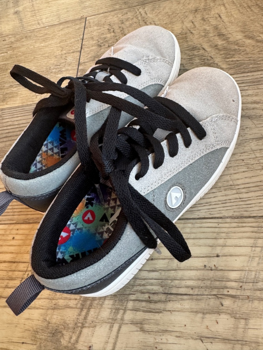 Airwalk Kids Grey and Black Low-Top Sneakers